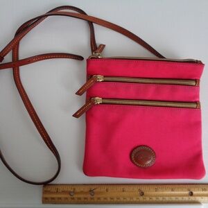 Dooney and Bourke crossbody purse